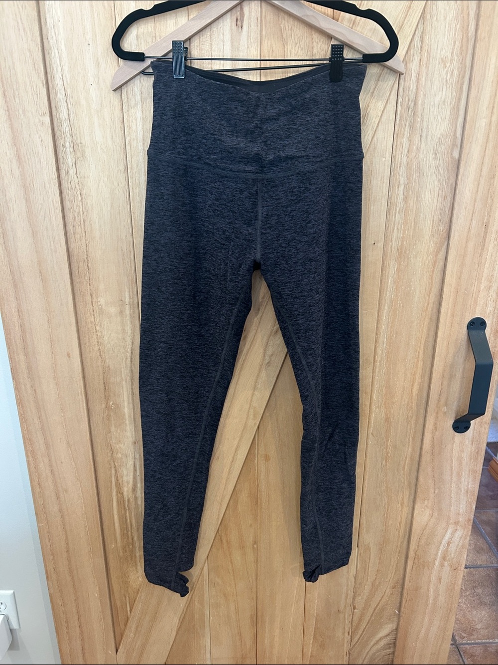Beyond Yoga High-Waist Charcoal Gray Leggings with stirrups